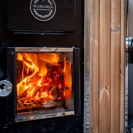Διαμέρισμα Luxury Barn With Private Wood Fired Hot Tub