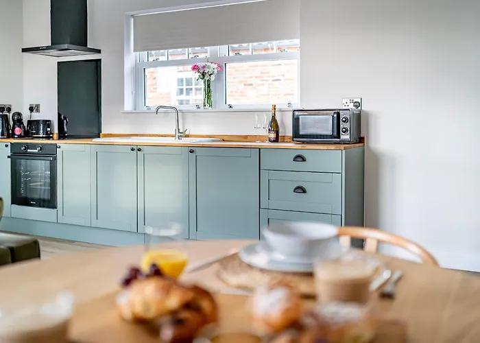 Luxury Barn With Private Wood Fired Hot Tub Selby